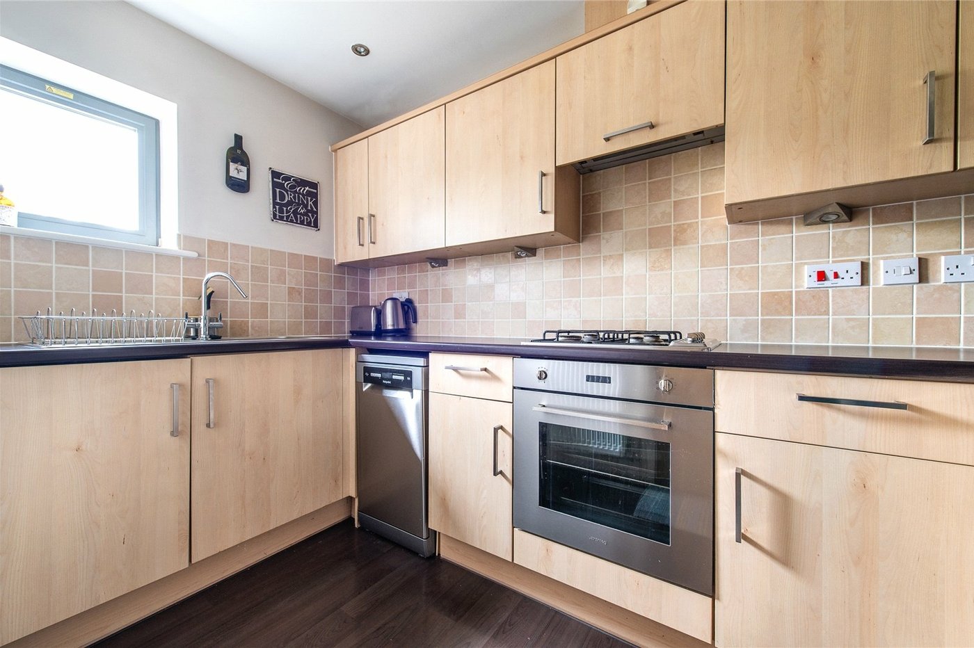 2 bedroom property for sale in Maidstone | Robinson Michael & Jackson