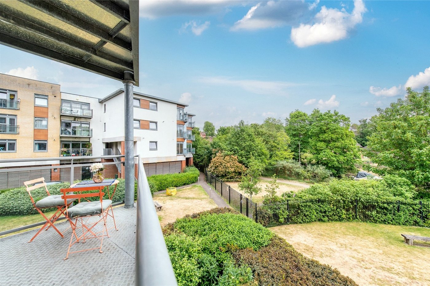2 bedroom property for sale in Maidstone | Robinson Michael & Jackson