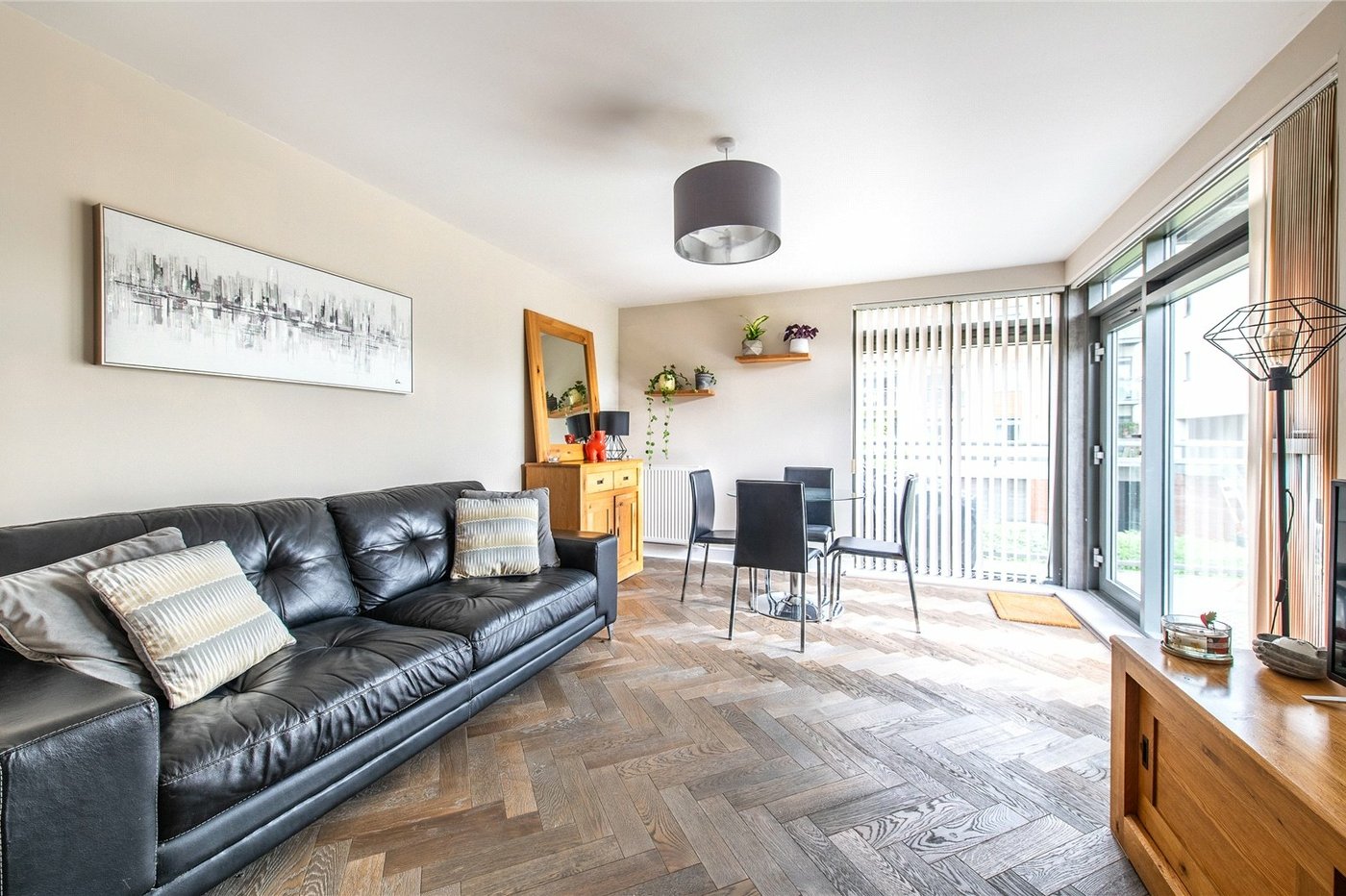2 bedroom property for sale in Maidstone | Robinson Michael & Jackson