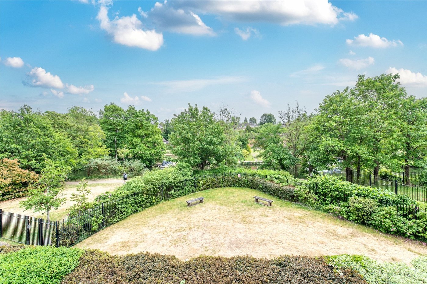 2 bedroom property for sale in Maidstone | Robinson Michael & Jackson