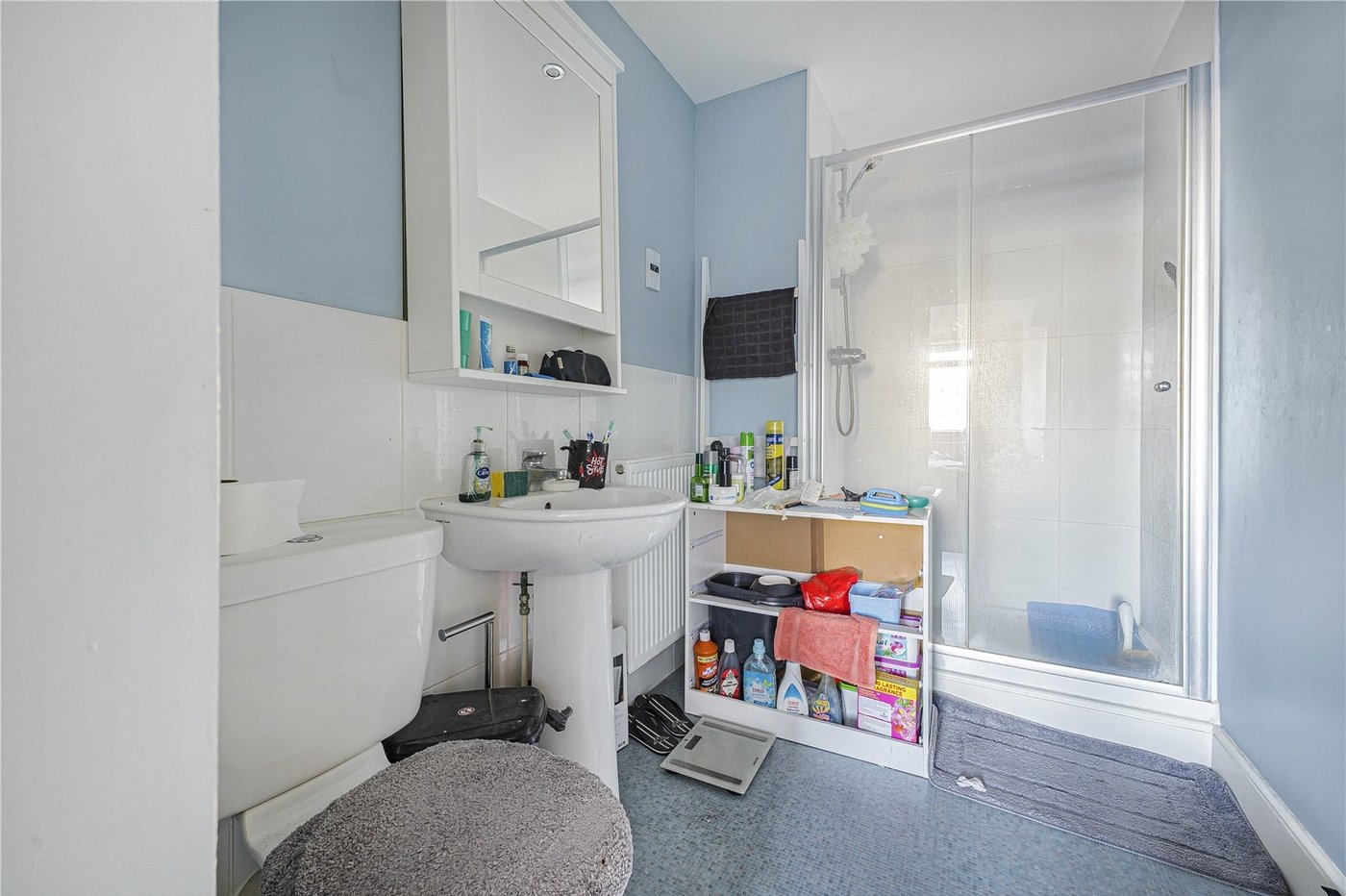 2 bedroom property for sale in Maidstone | Robinson Michael & Jackson