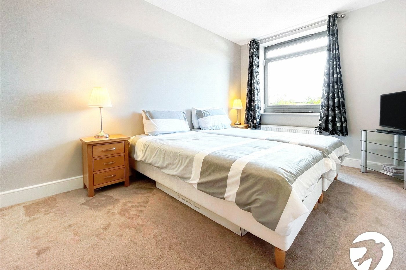 2 bedroom property for sale in Maidstone | Robinson Michael & Jackson