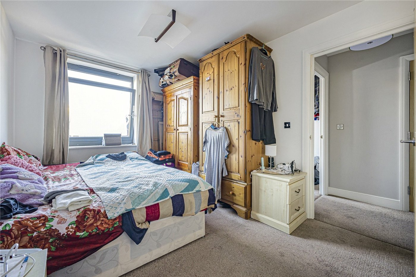 2 bedroom property for sale in Maidstone | Robinson Michael & Jackson