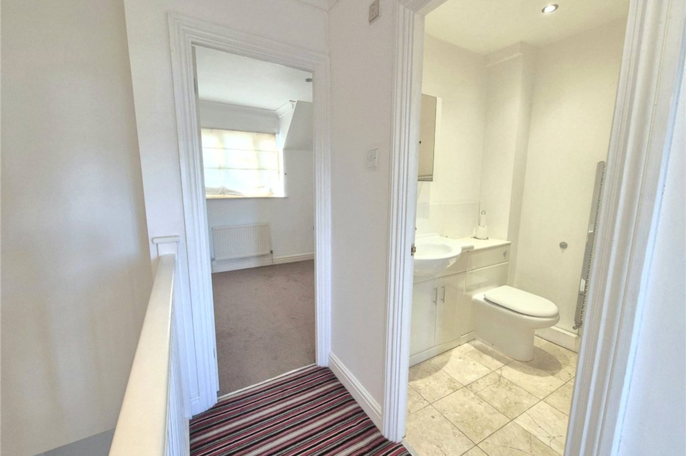 2 bedroom house for sale in Farnborough Village | Robinson Jackson