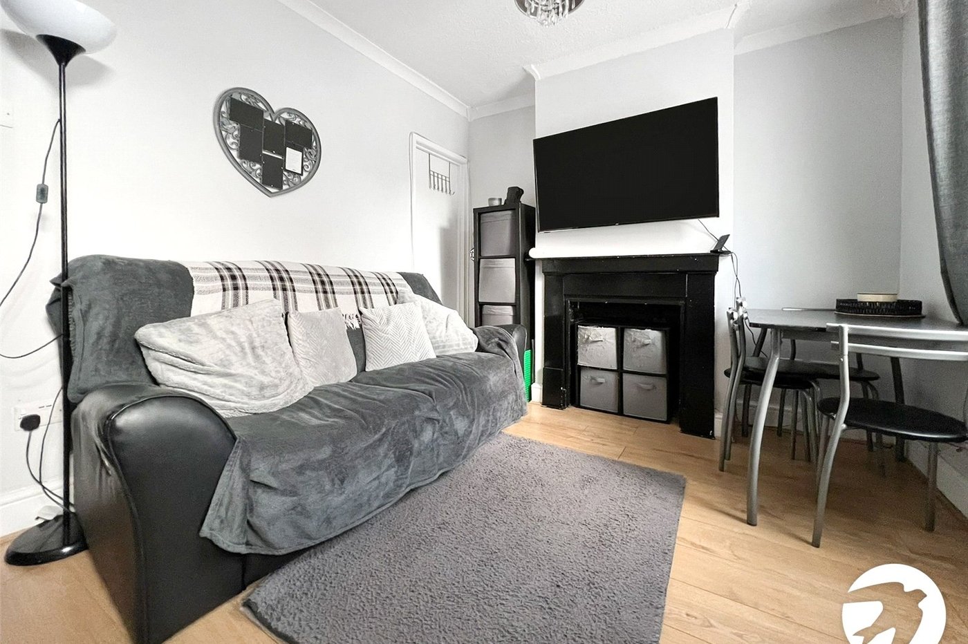 2 bedroom house for sale in Chatham | Robinson Michael & Jackson