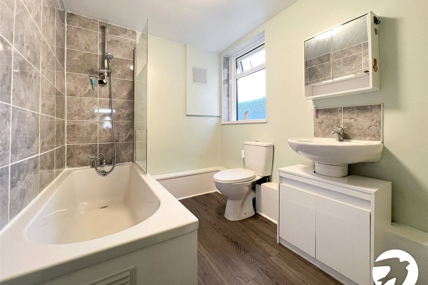 2 bedroom house for sale in Chatham | Robinson Michael & Jackson