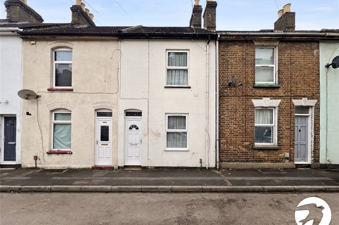 2 bedroom house for sale in Chatham | Robinson Michael & Jackson