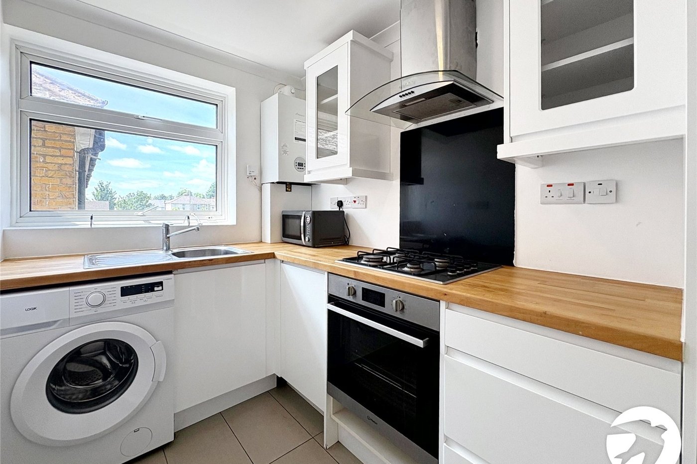 2 bedroom property for sale in Maidstone | Robinson Michael & Jackson