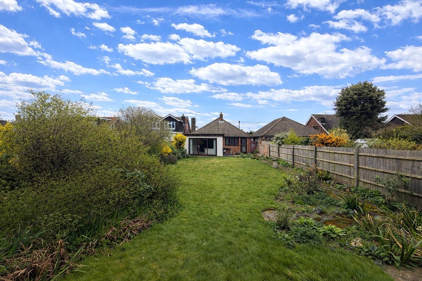 4 bedroom bungalow for sale in Wigmore | Robinson Michael & Jackson