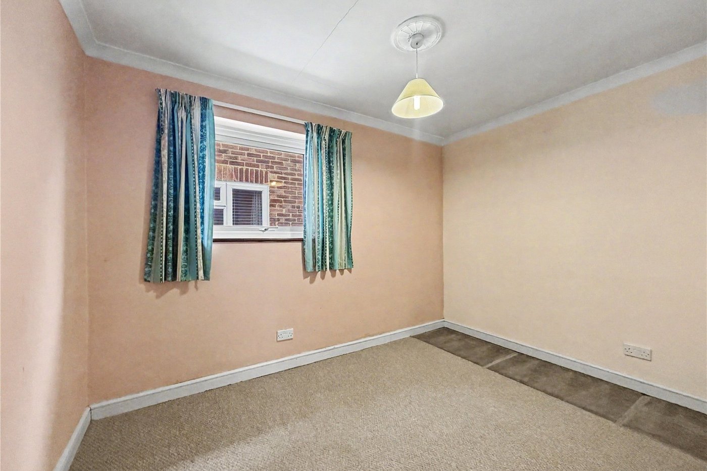 4 bedroom bungalow for sale in Wigmore | Robinson Michael & Jackson