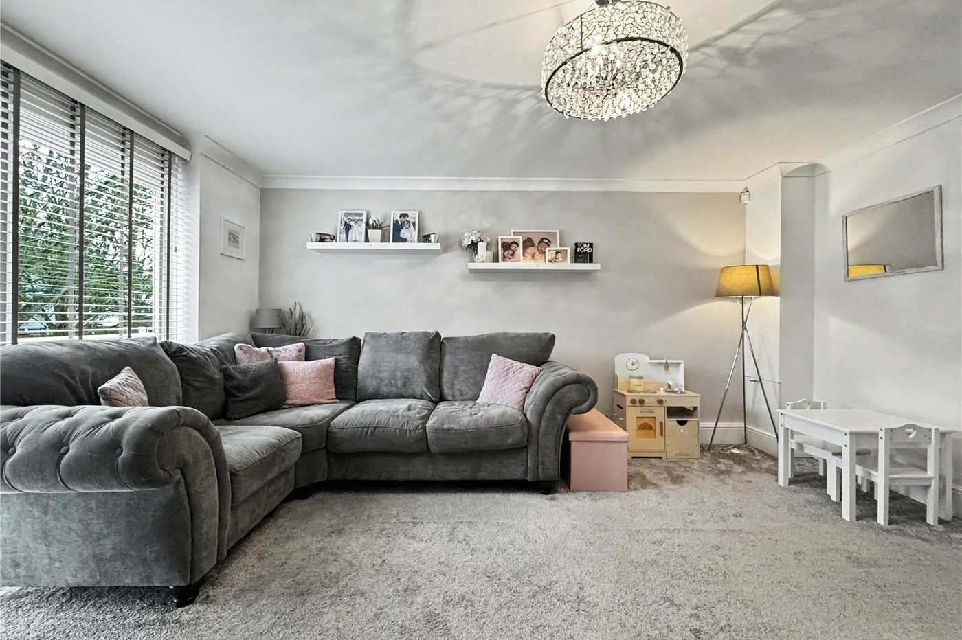 2 bedroom house for sale in Rainham | Robinson Michael & Jackson