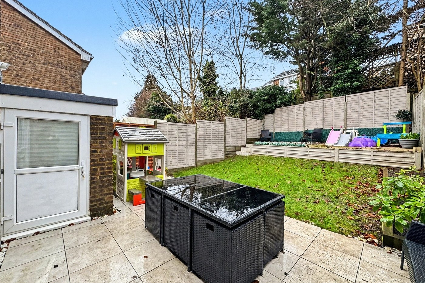 2 bedroom house for sale in Rainham | Robinson Michael & Jackson