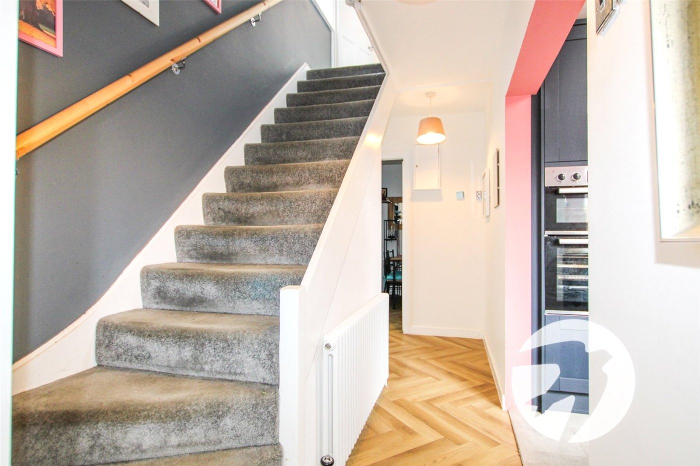 3 bedroom house for sale in London | Robinson Jackson