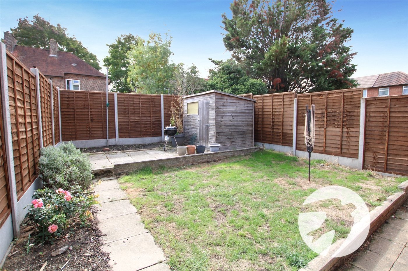 3 bedroom house for sale in London | Robinson Jackson
