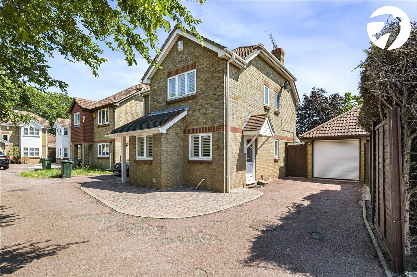 4 bedroom house for sale in Greenhithe | Robinson Jackson