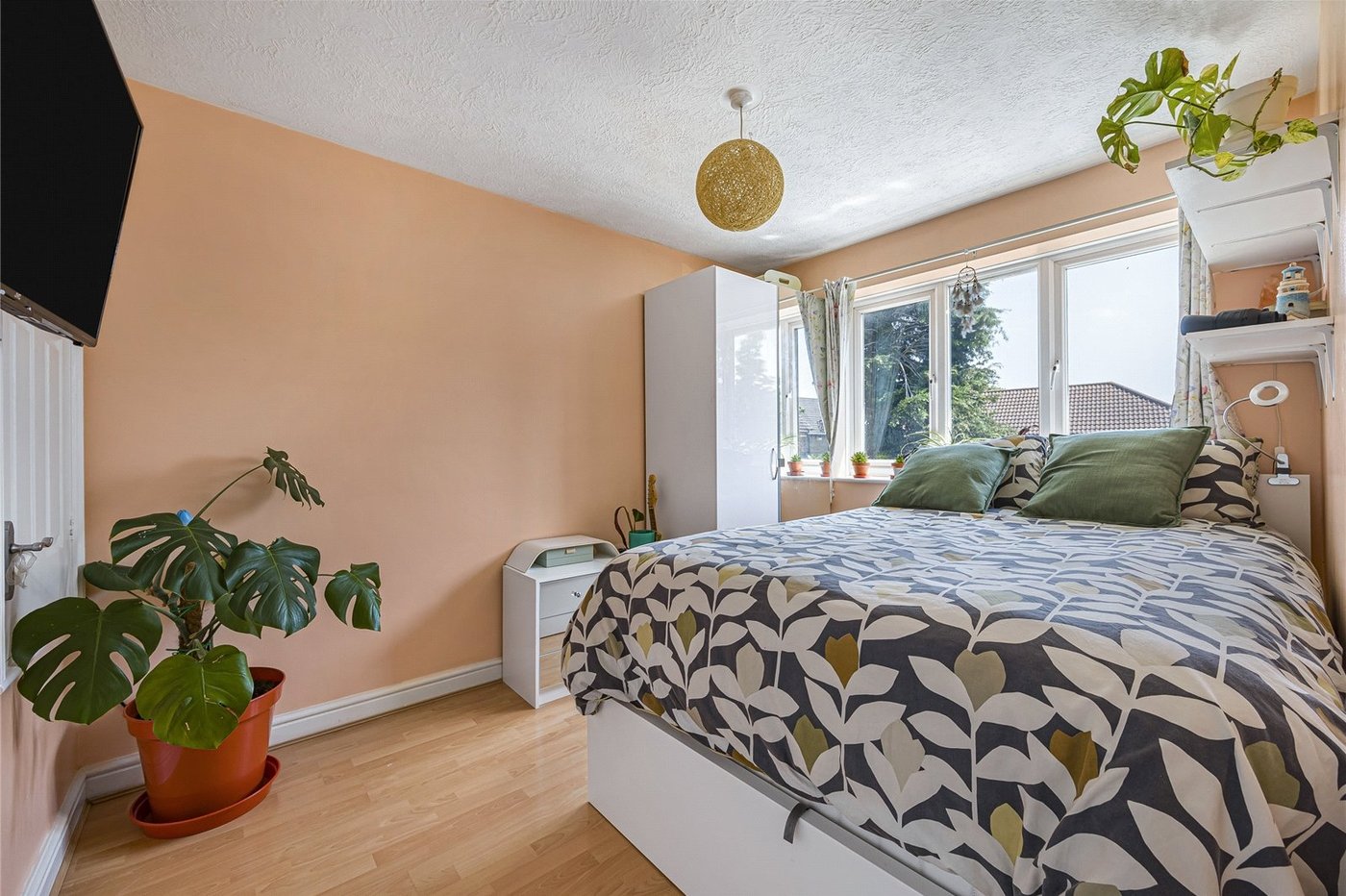 4 bedroom house for sale in Greenhithe | Robinson Jackson