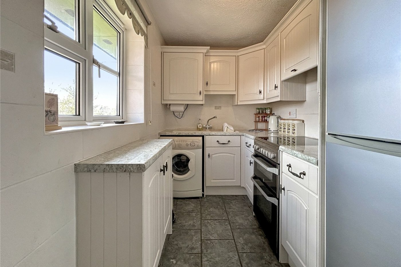 2 bedroom property for sale in Sidcup | Robinson Jackson