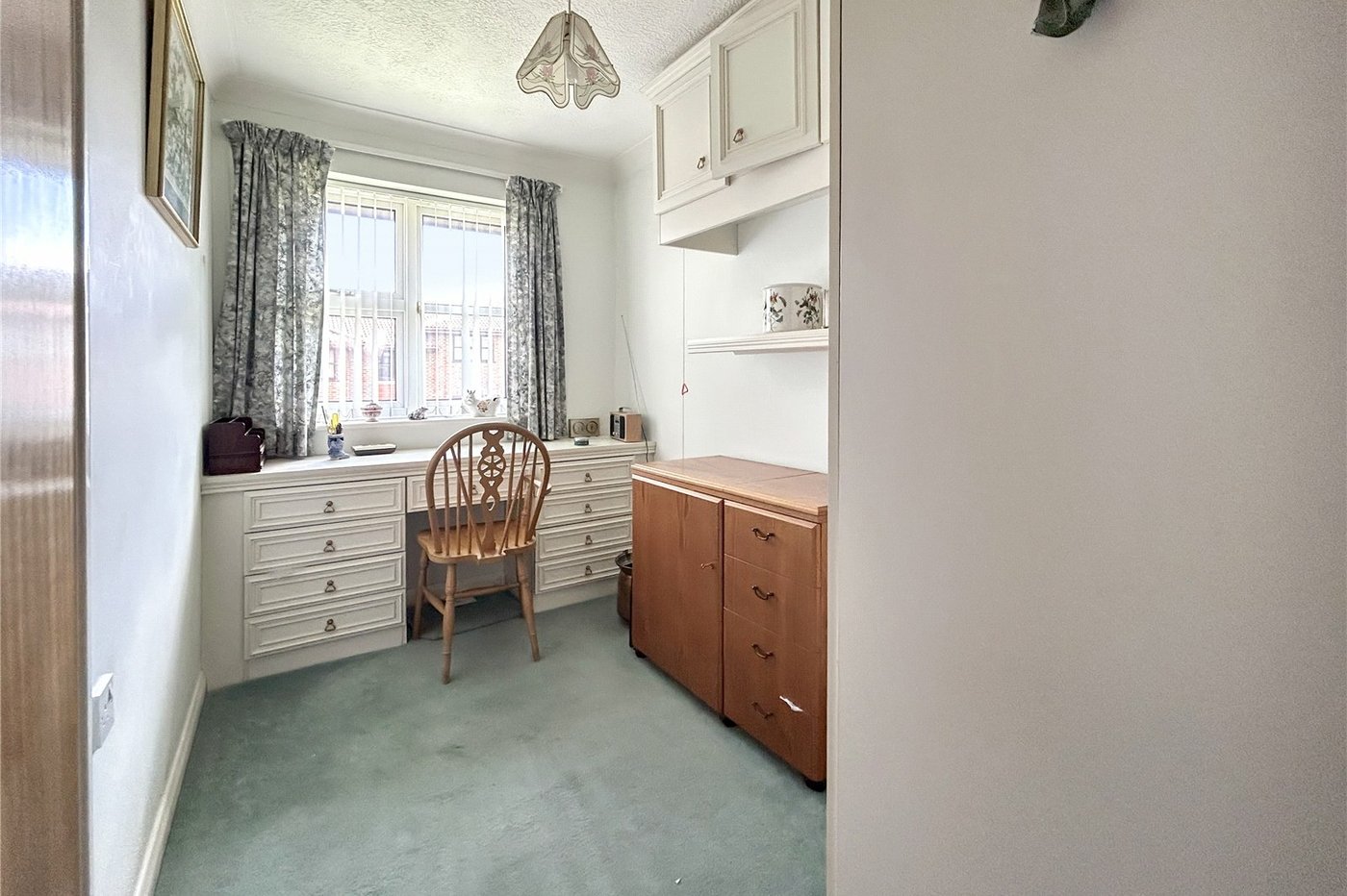 2 bedroom property for sale in Sidcup | Robinson Jackson