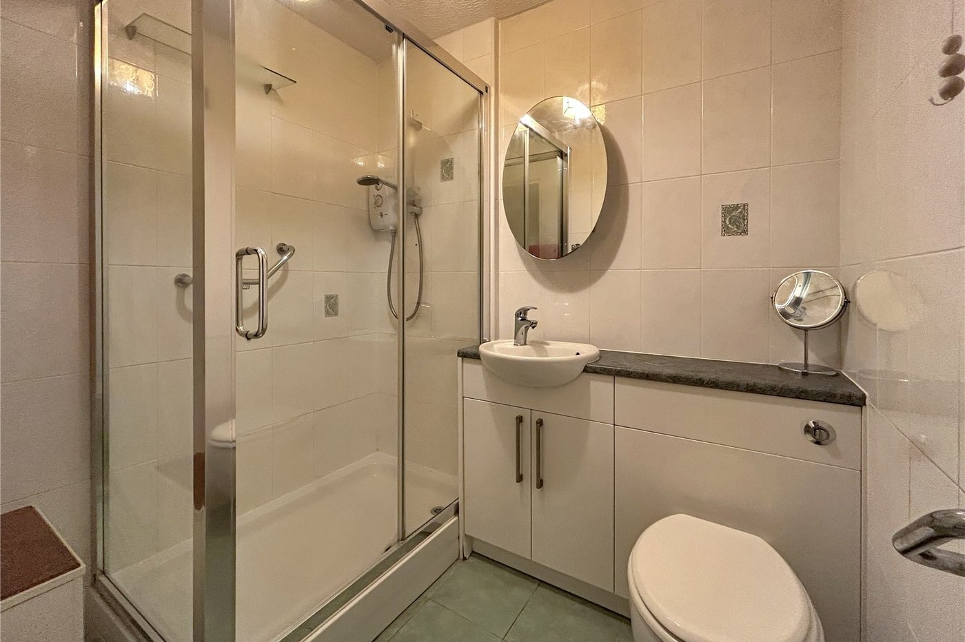 2 bedroom property for sale in Sidcup | Robinson Jackson