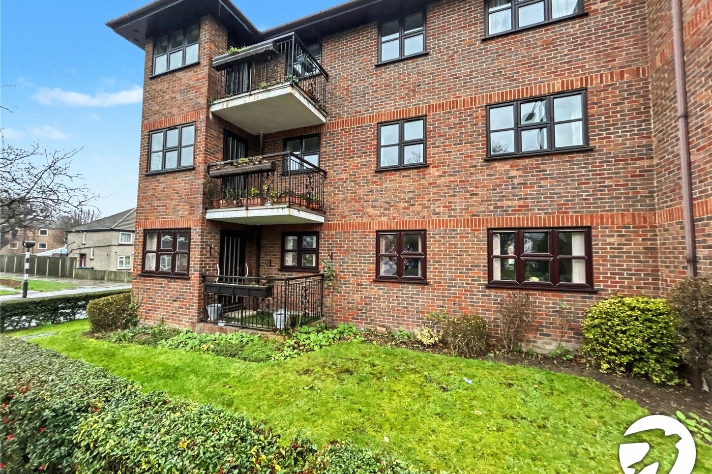 2 bedroom property for sale in Sidcup | Robinson Jackson