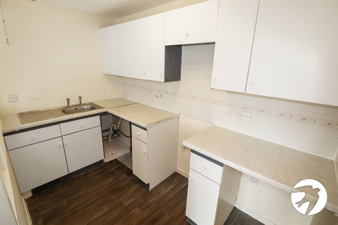 2 bedroom property for sale in Belvedere | Robinson Jackson