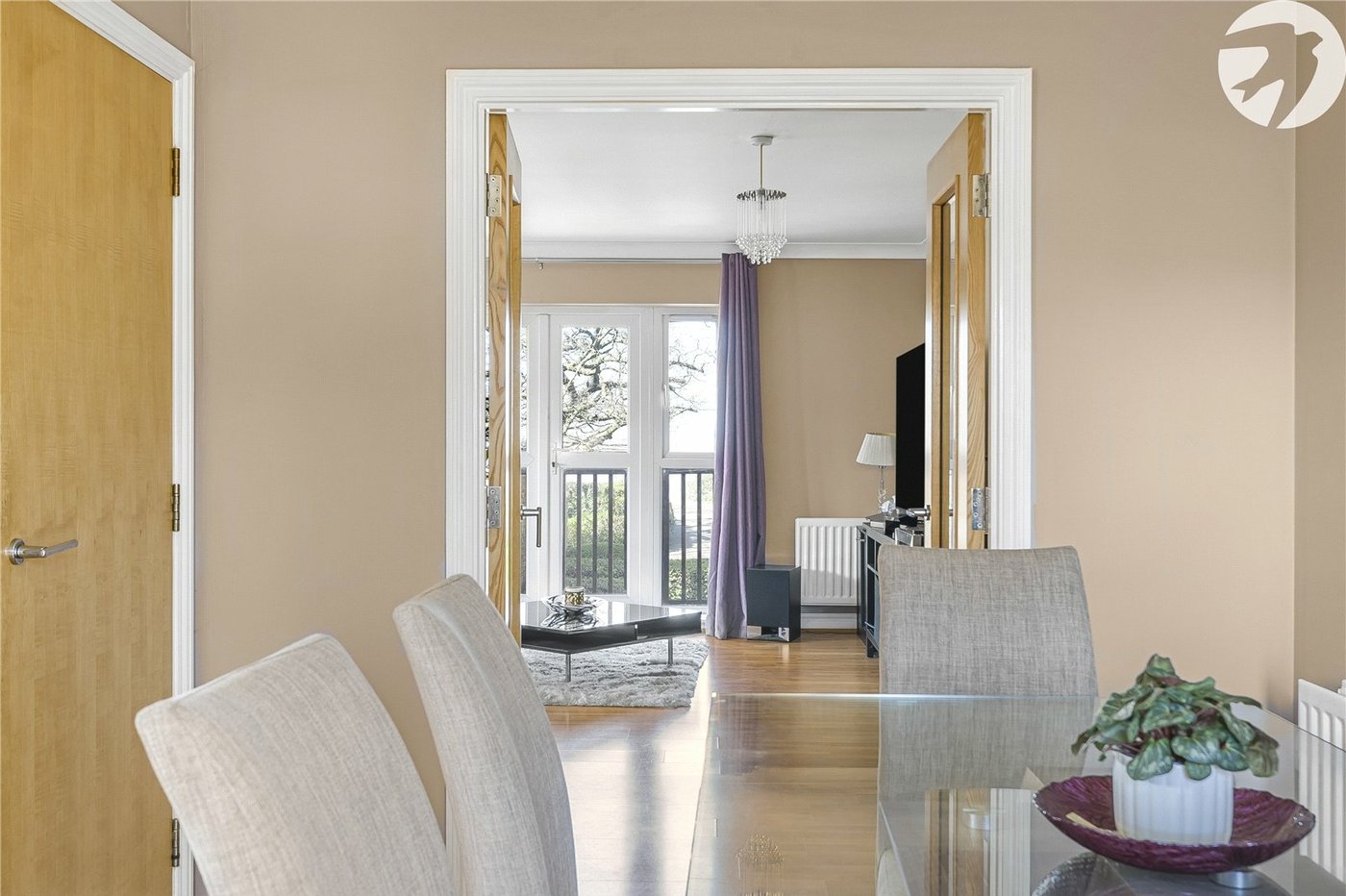 3 bedroom property for sale in Greenhithe | Robinson Jackson