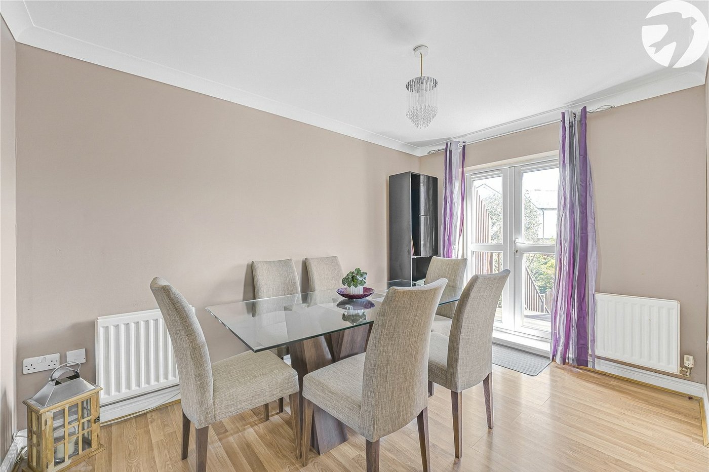 3 bedroom property for sale in Greenhithe | Robinson Jackson