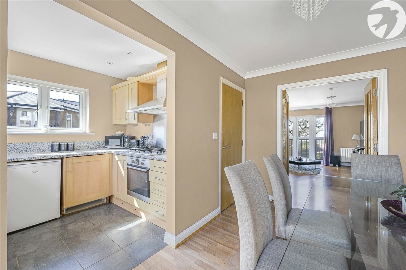 3 bedroom property for sale in Greenhithe | Robinson Jackson