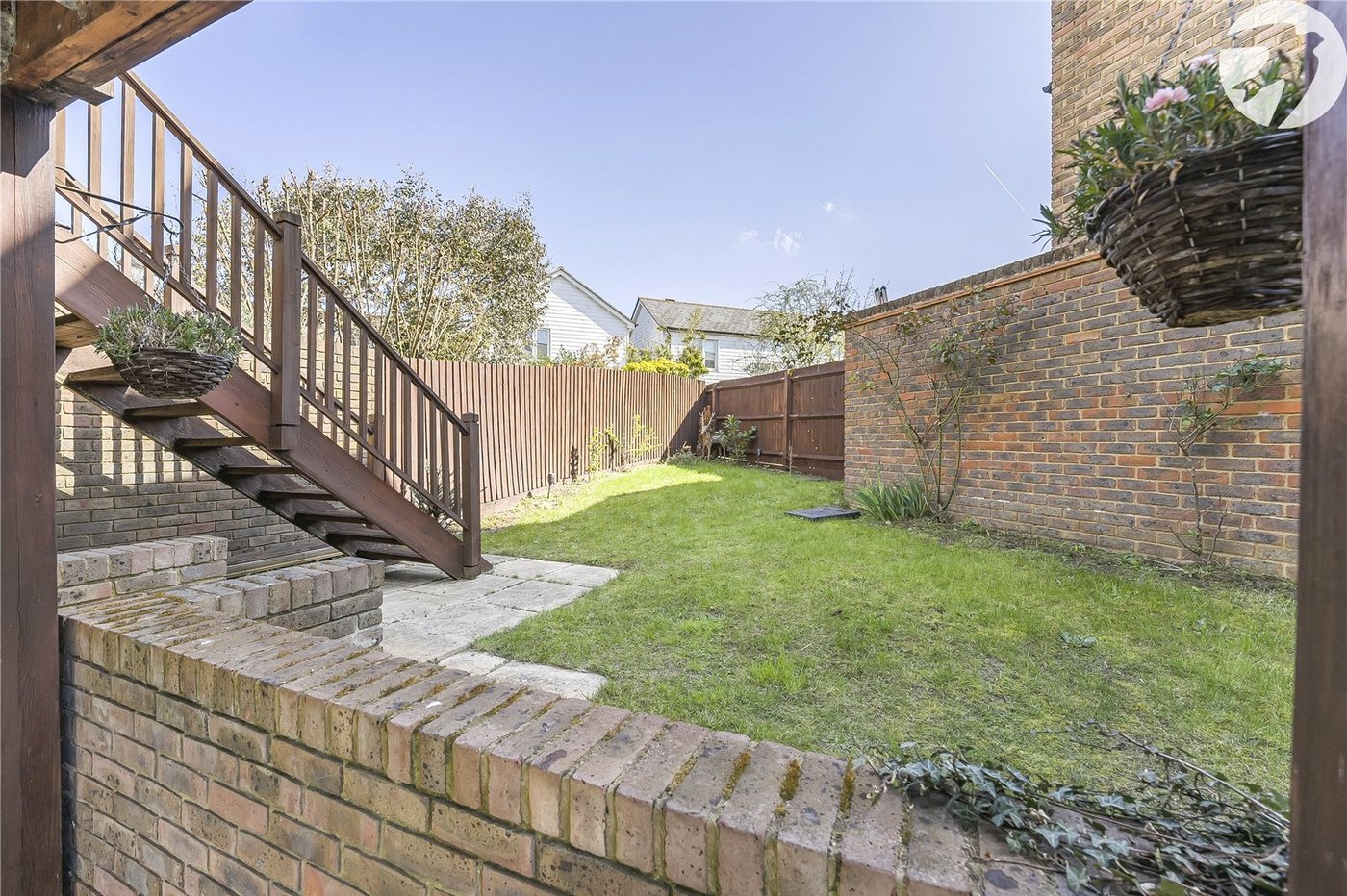 3 bedroom property for sale in Greenhithe | Robinson Jackson
