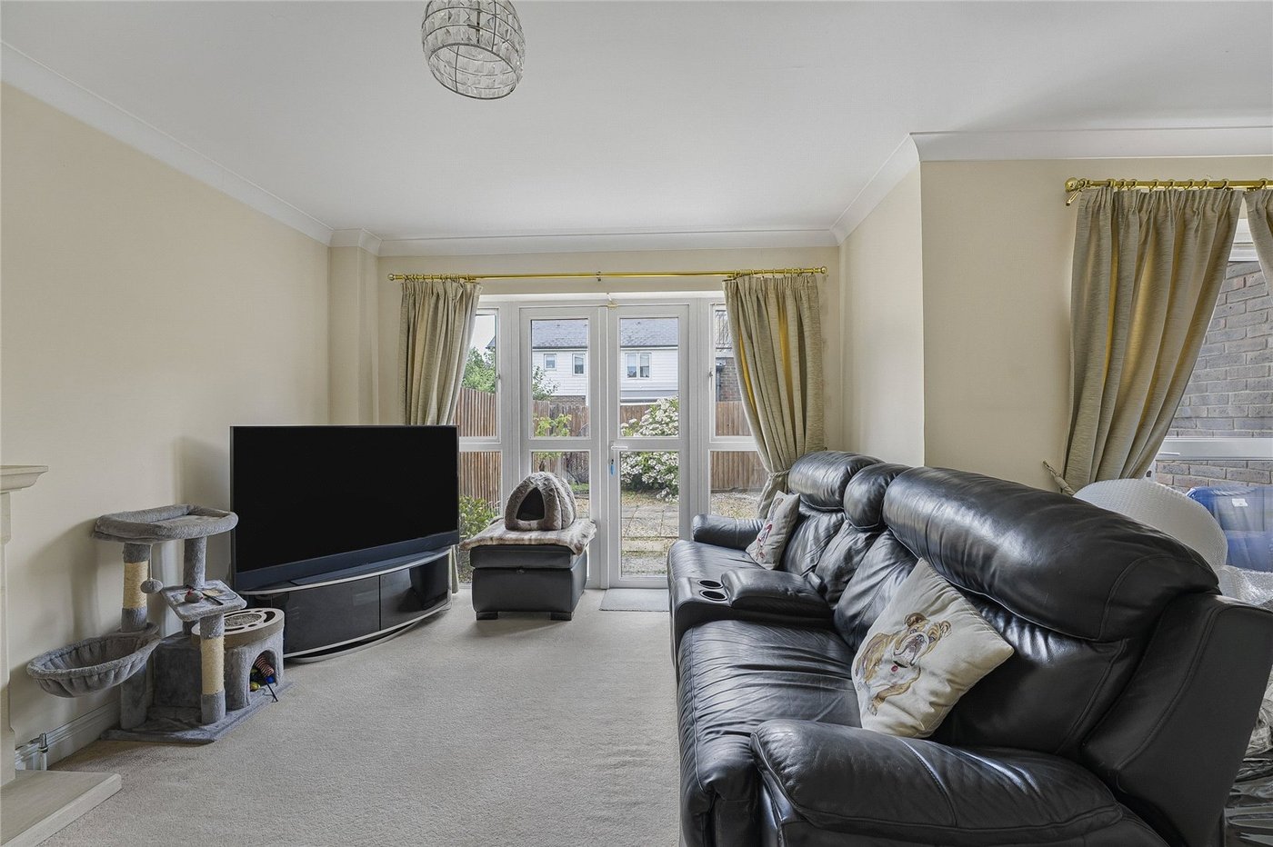 2 bedroom house for sale in Greenhithe | Robinson Jackson