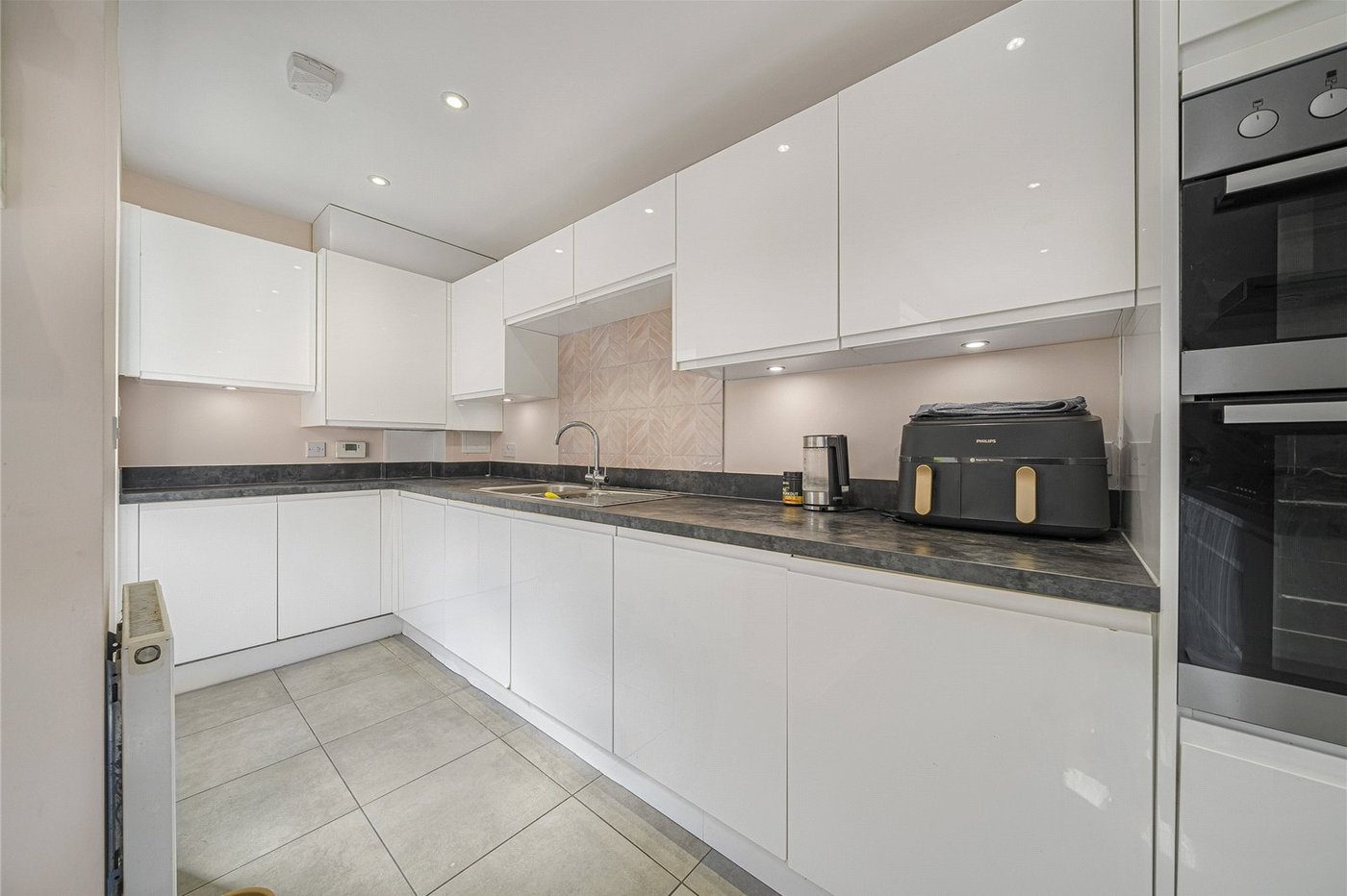 3 bedroom house for sale in Greenhithe | Robinson Jackson