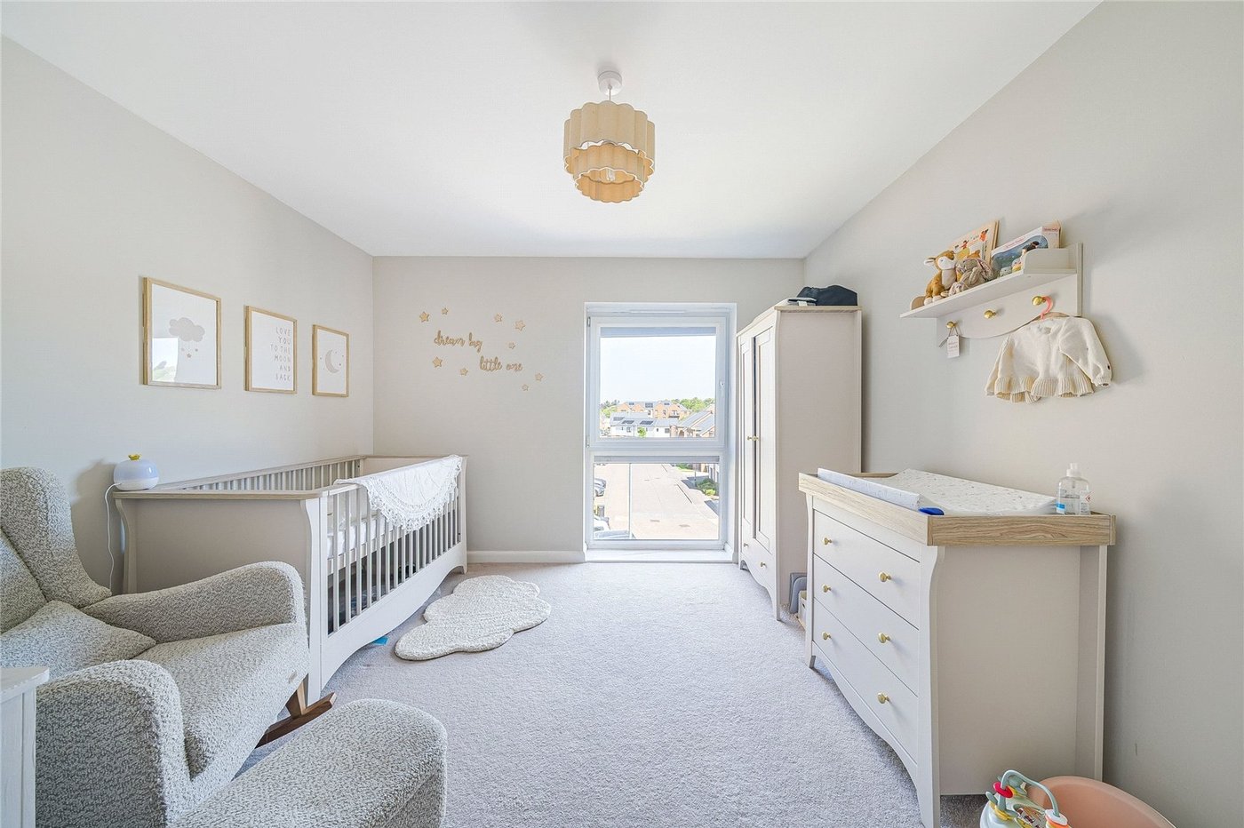 2 bedroom property for sale in Greenhithe | Robinson Jackson