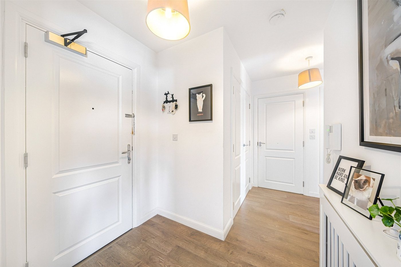 2 bedroom property for sale in Greenhithe | Robinson Jackson