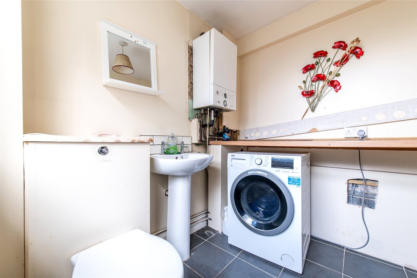 2 bedroom house for sale in Gravesend | Robinson Michael & Jackson