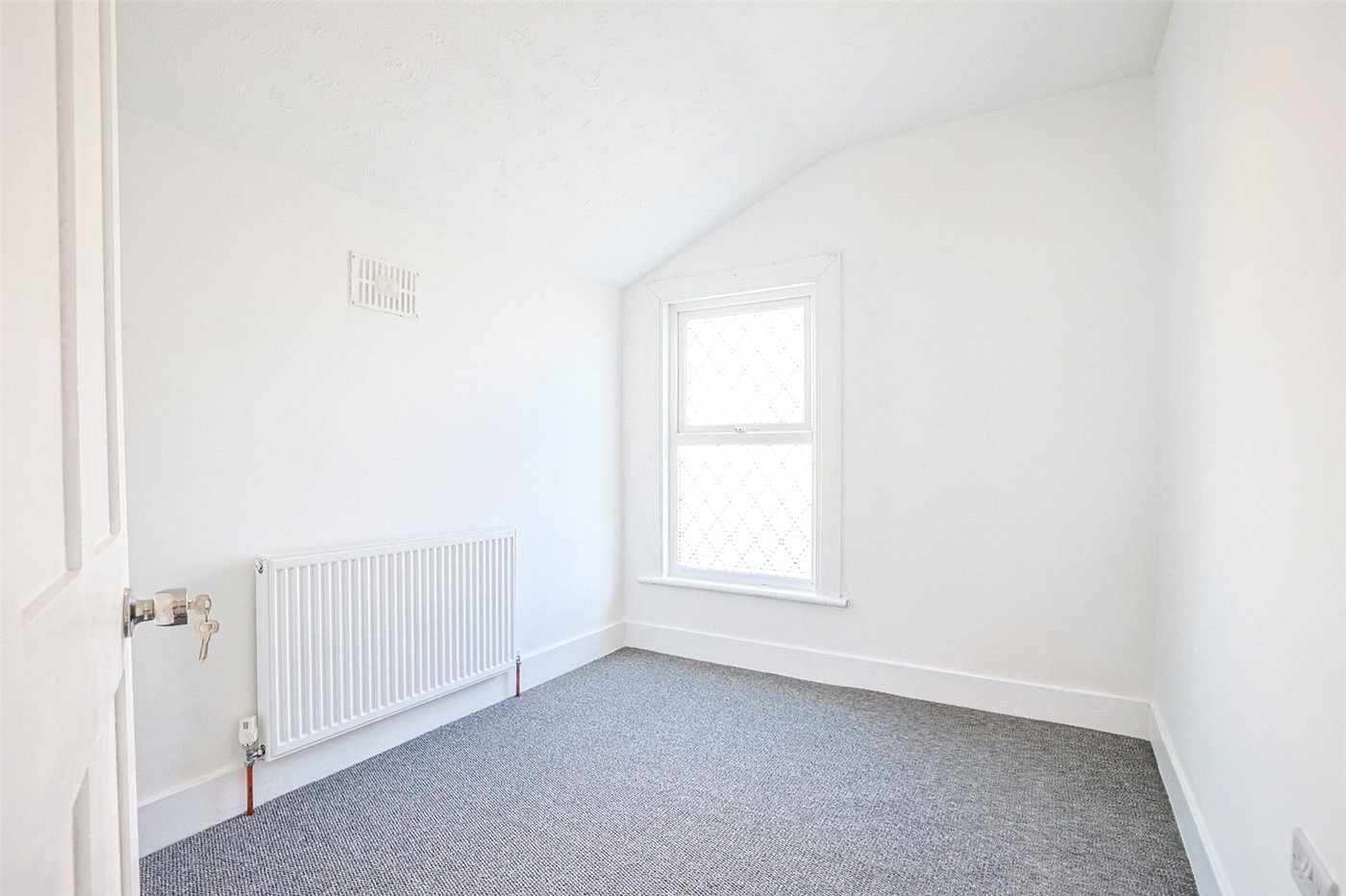 3 bedroom house for sale in Gravesend | Robinson Michael & Jackson