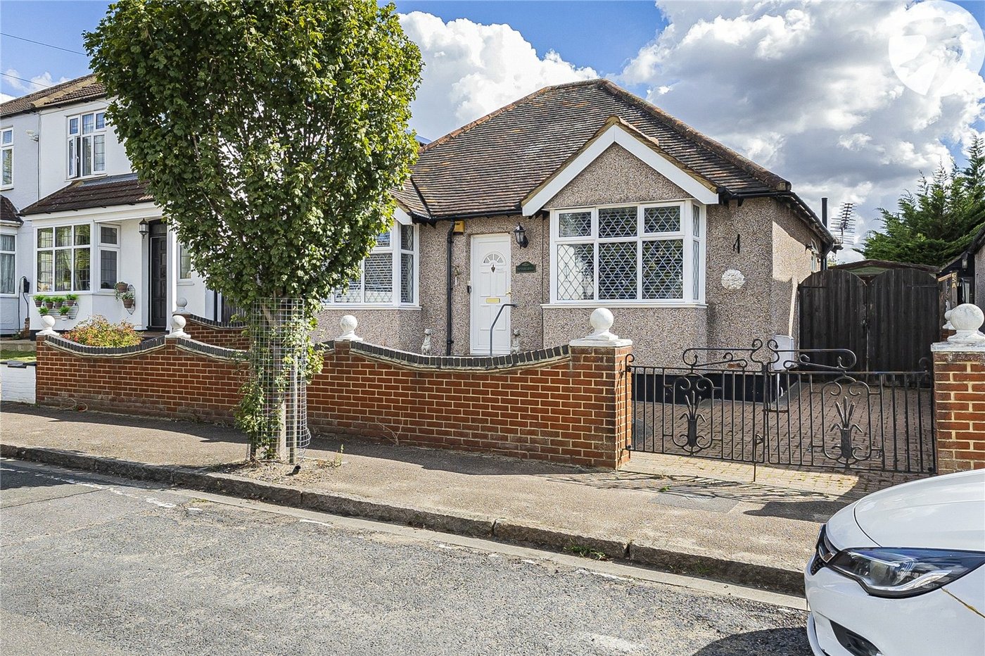 1 bedroom bungalow for sale in West Dartford | Robinson Jackson