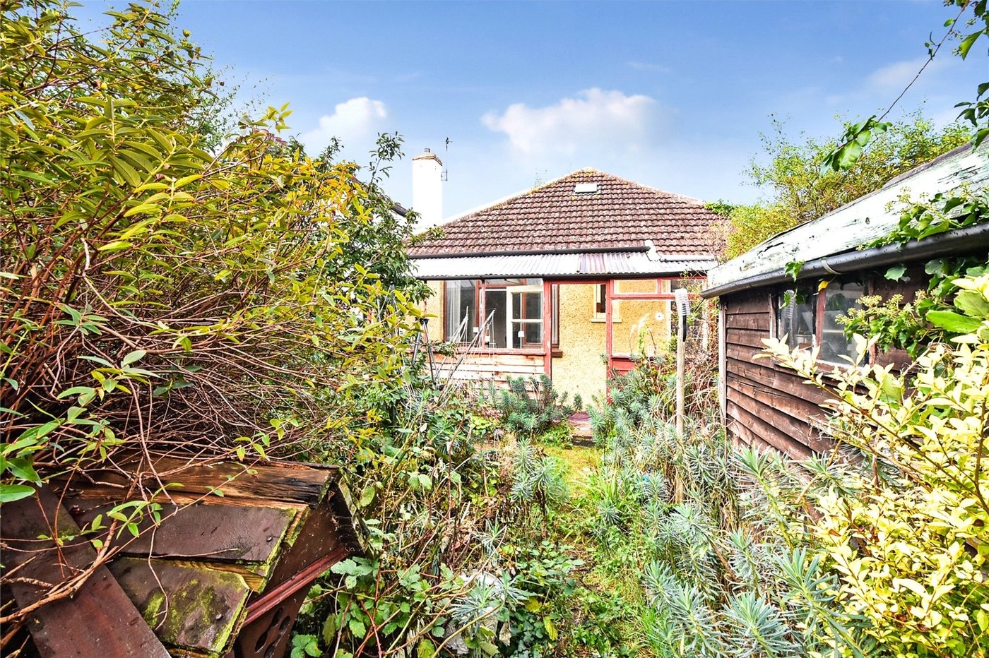 3 bedroom bungalow for sale in West Dartford | Robinson Jackson