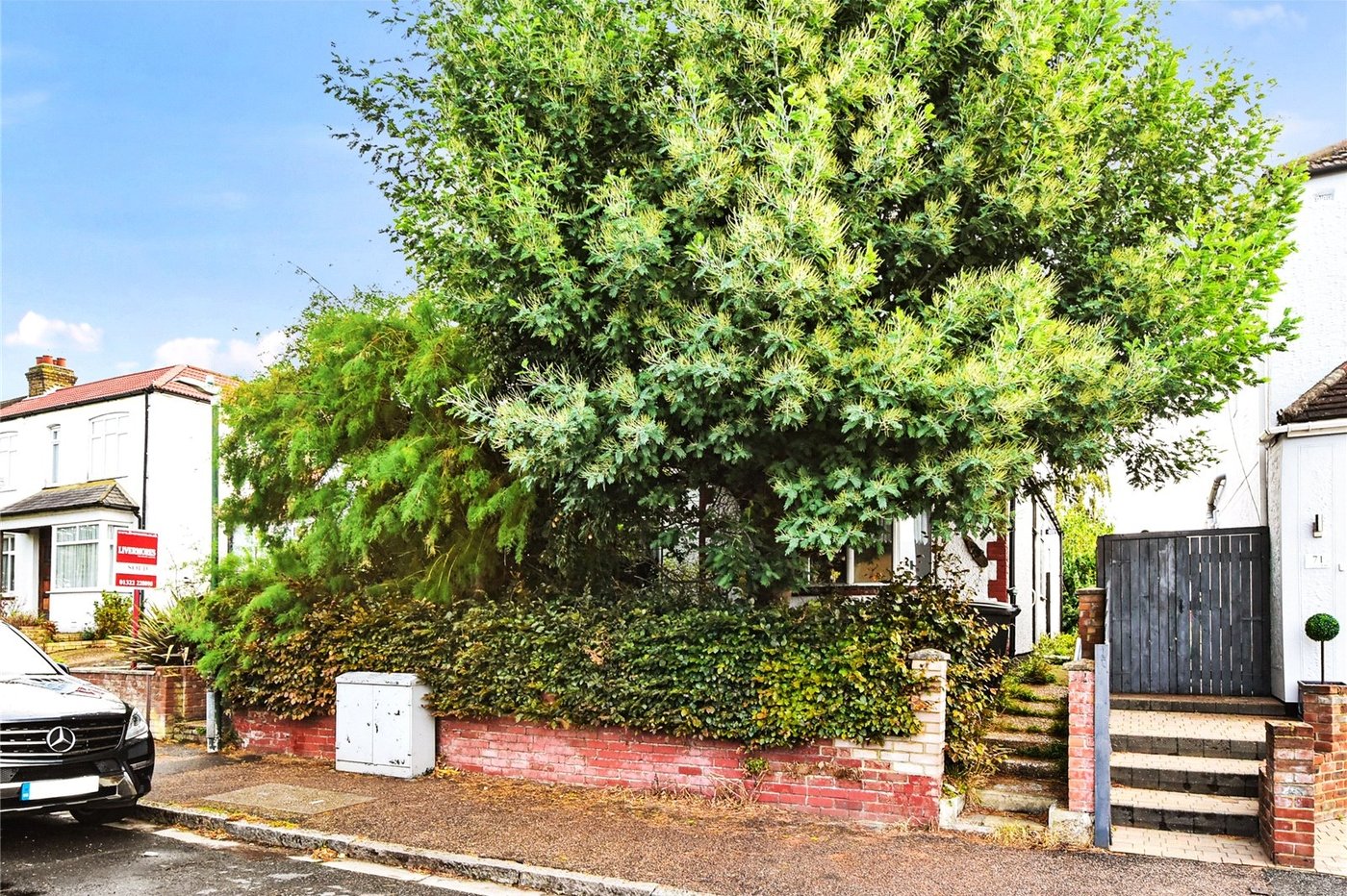 3 bedroom bungalow for sale in West Dartford | Robinson Jackson