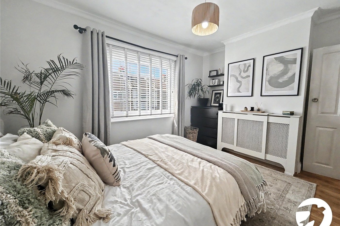 2 bedroom house for sale in Sidcup | Robinson Jackson