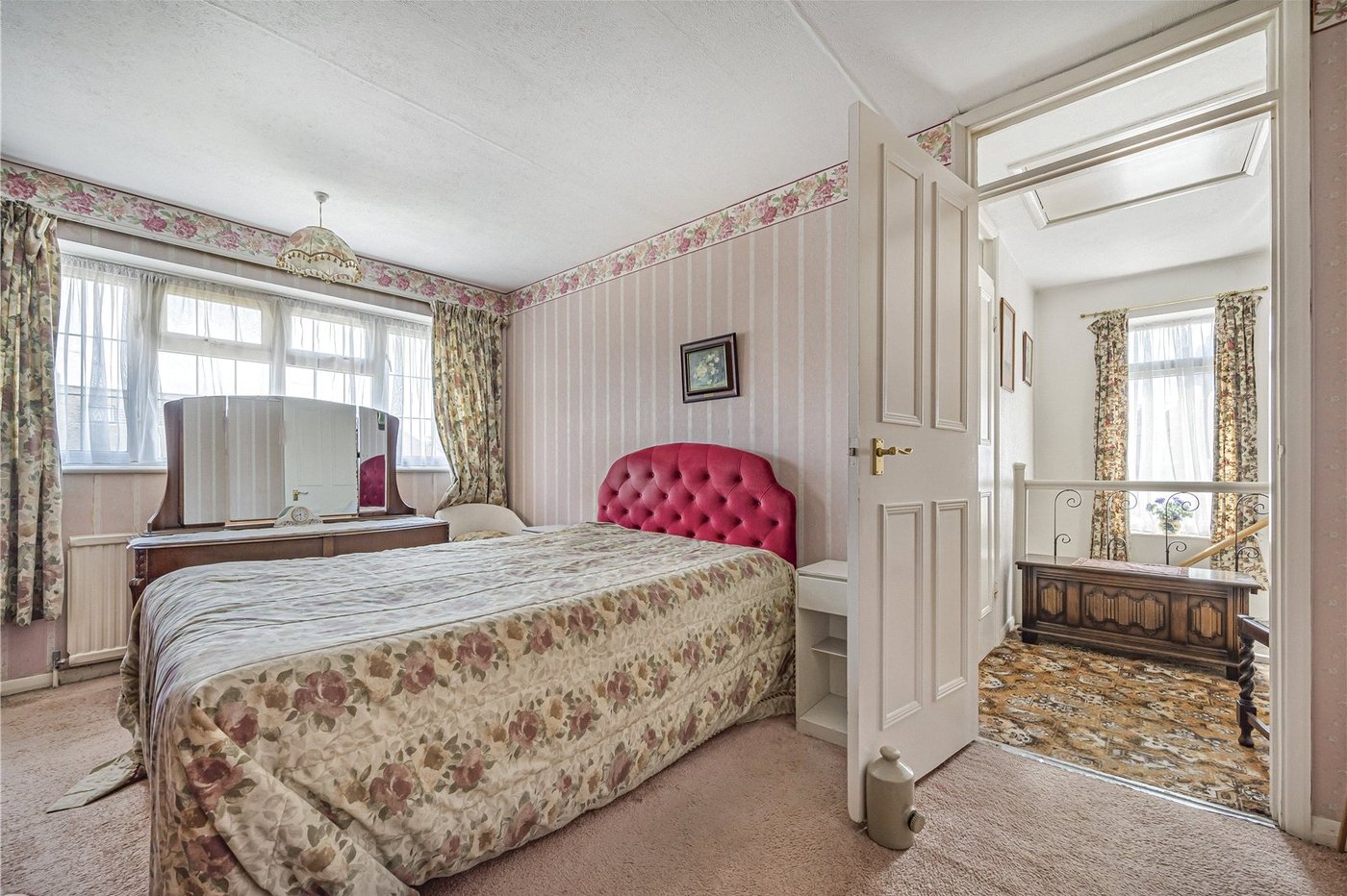 3 bedroom house for sale in Swanley | Robinson Jackson