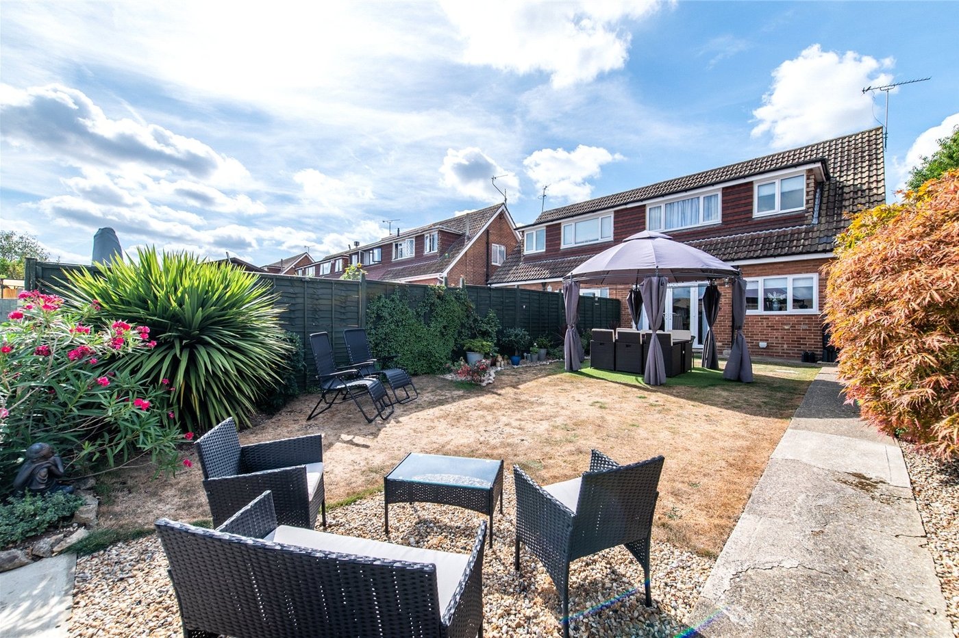 2 bedroom house for sale in Chalk | Robinson Michael & Jackson