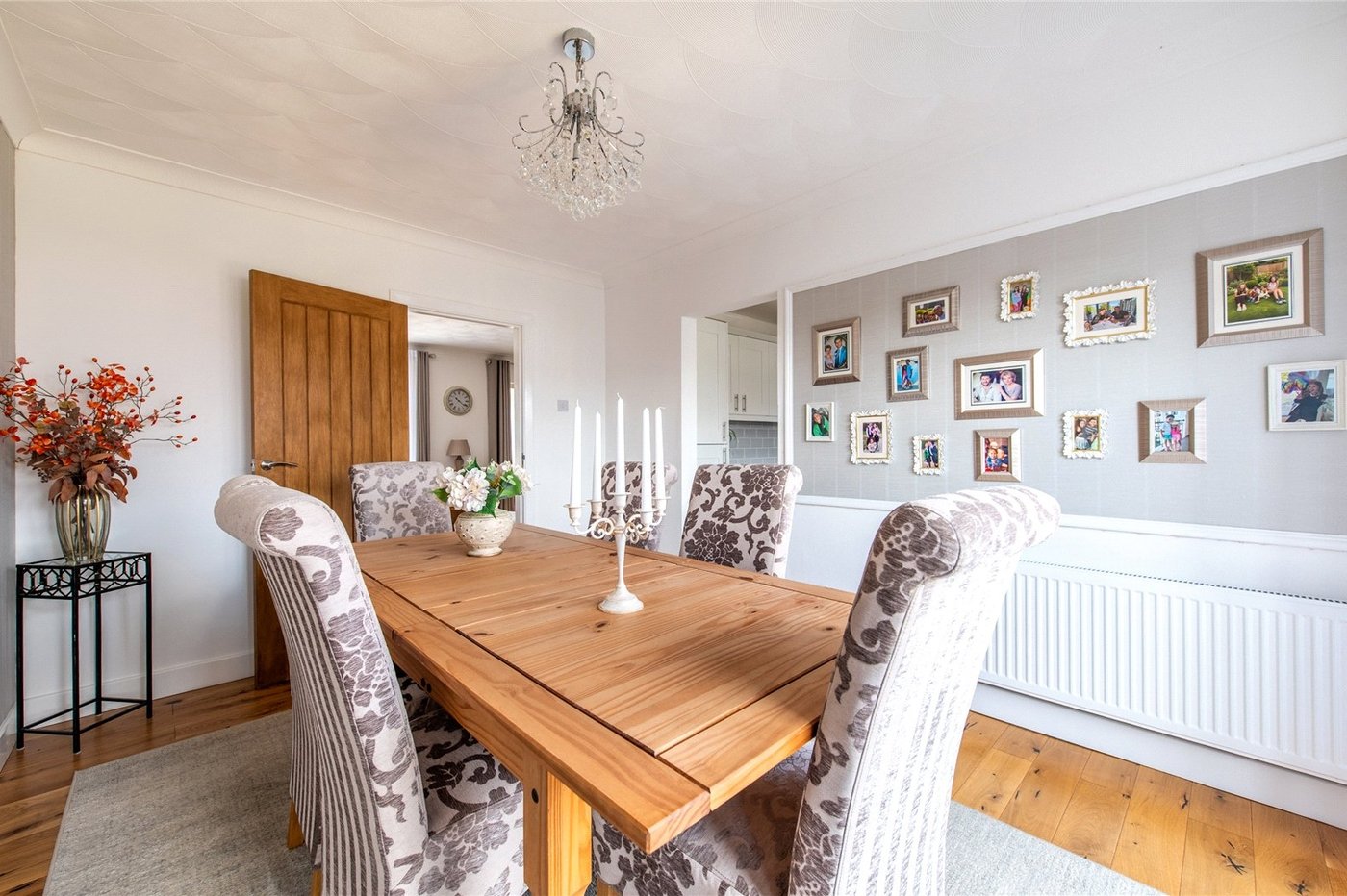 2 bedroom house for sale in Chalk | Robinson Michael & Jackson