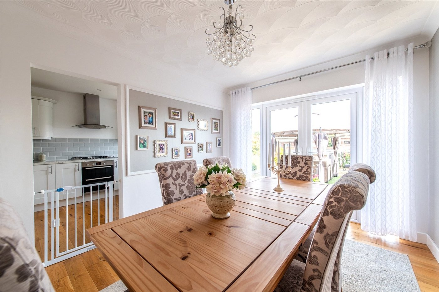 2 bedroom house for sale in Chalk | Robinson Michael & Jackson
