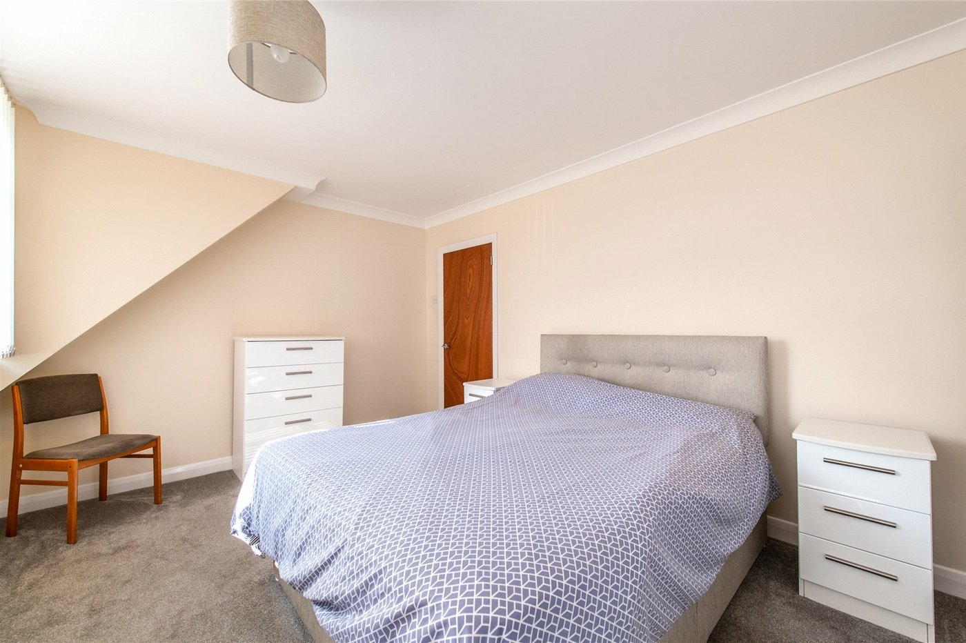 2 bedroom house for sale in Chalk | Robinson Michael & Jackson