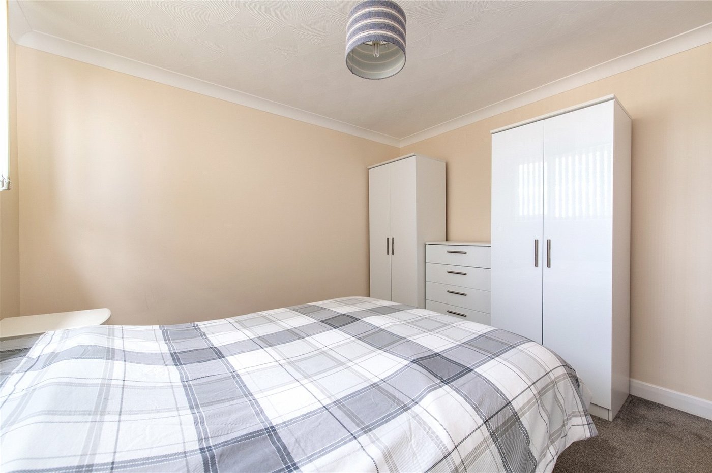 2 bedroom house for sale in Chalk | Robinson Michael & Jackson