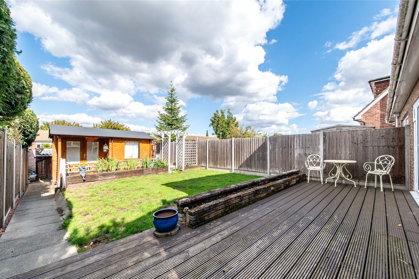 2 bedroom house for sale in Chalk | Robinson Michael & Jackson