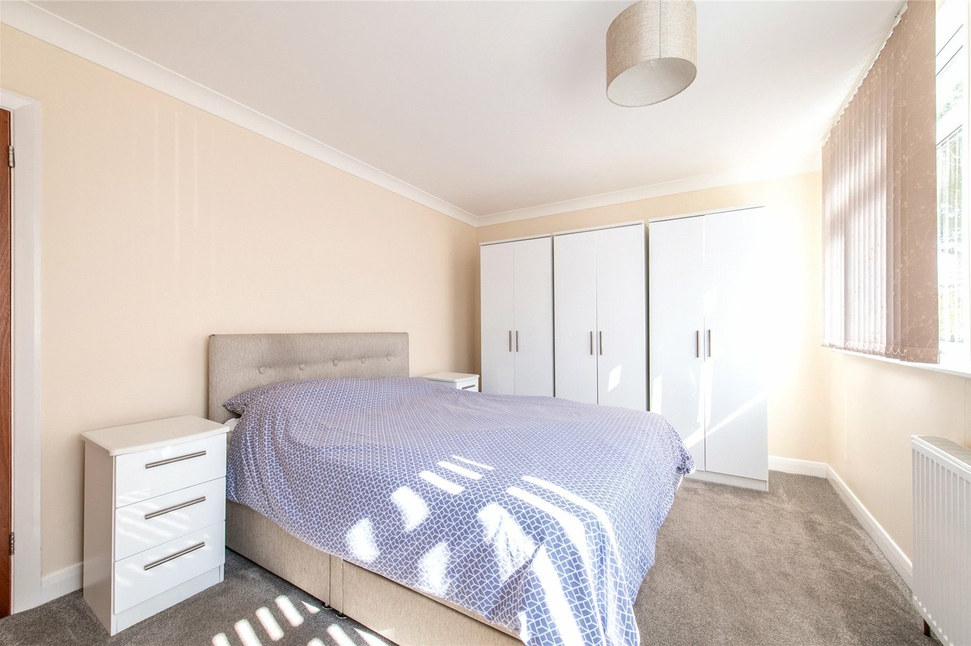 2 bedroom house for sale in Chalk | Robinson Michael & Jackson