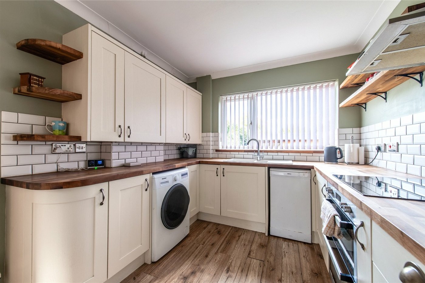 2 bedroom house for sale in Chalk | Robinson Michael & Jackson