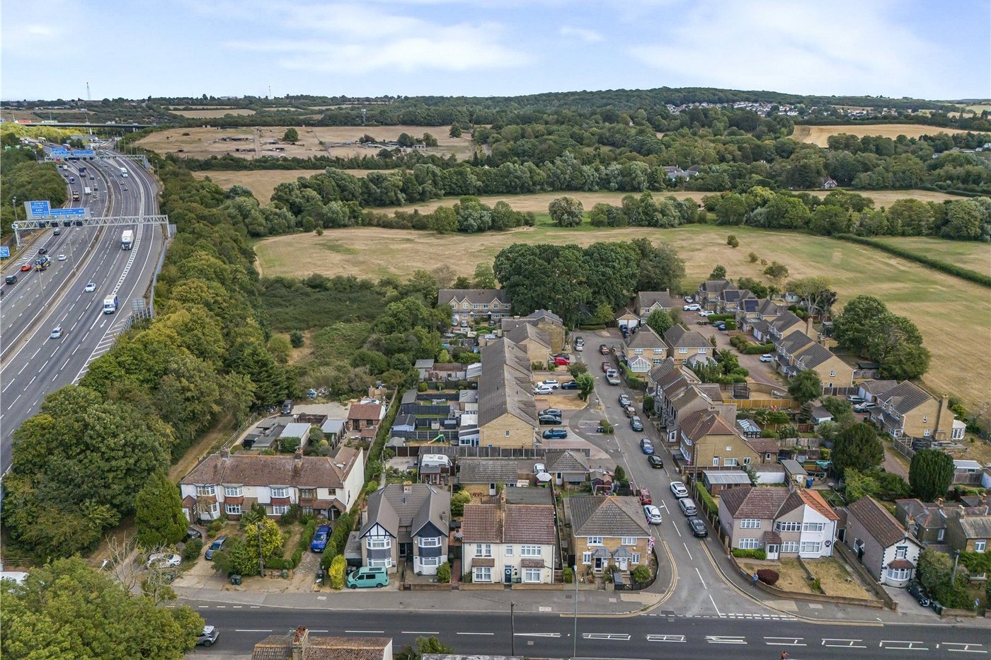 2 bedroom house for sale in Dartford | Robinson Jackson