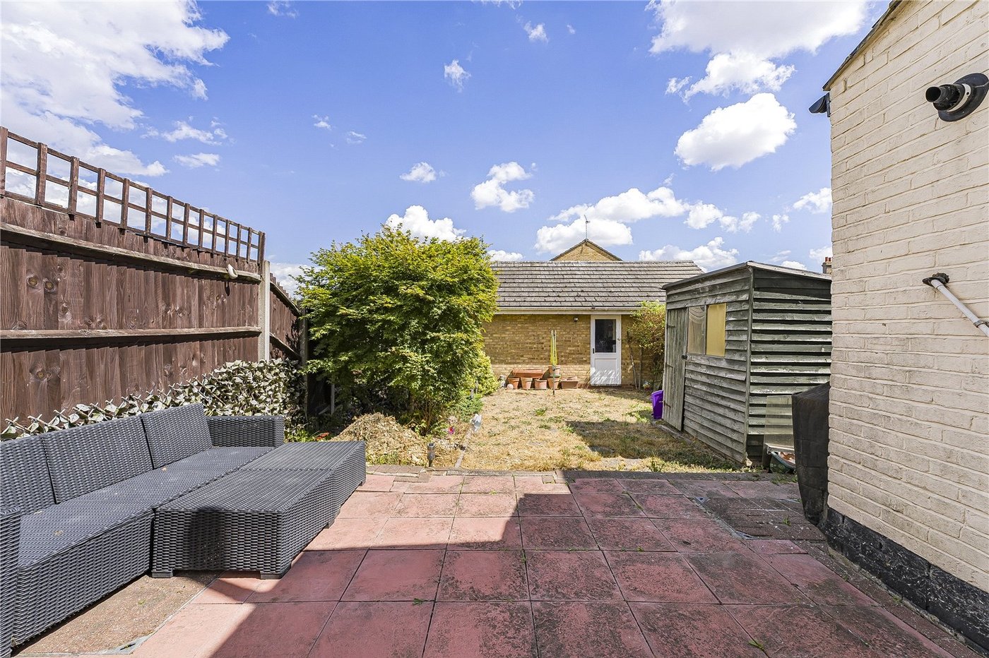 2 bedroom house for sale in Dartford | Robinson Jackson